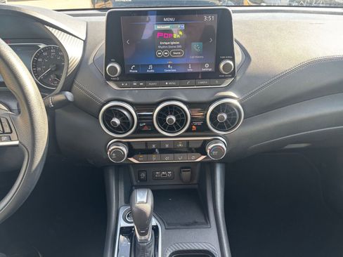 Used 2025 Nissan Sentra SV image 17