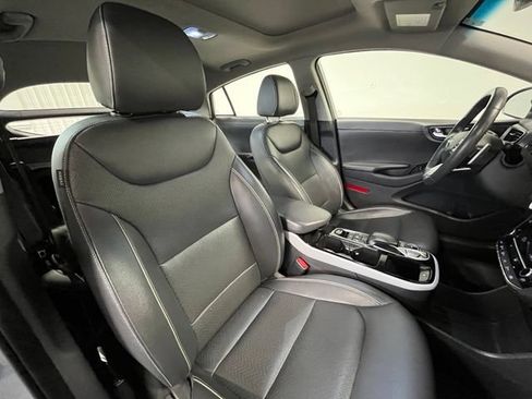 Used 2018 Hyundai Ioniq Limited FWD image 9