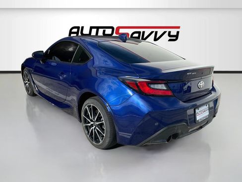 Used 2026 Toyota GR86 RWD image 5