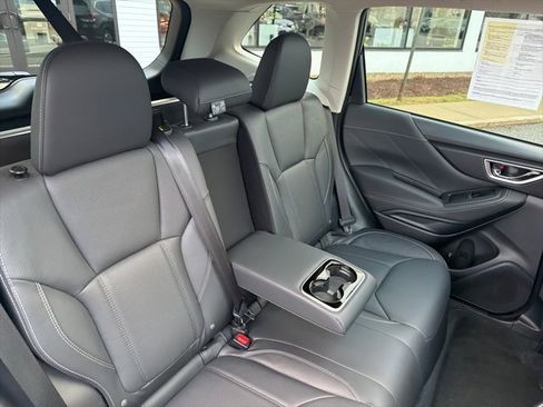 Used 2023 Subaru Forester Touring image 27
