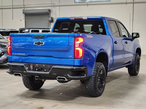 Used 2022 Chevrolet Silverado 1500 LT Trail Boss w/ Protection Package image 8
