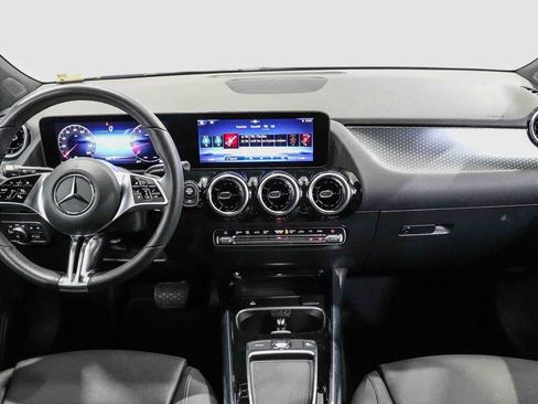 Certified 2026 Mercedes-Benz GLA 250 image 12