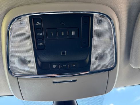 Used 2012 Dodge Durango Citadel w/ Trailer Tow Group IV AWD/4WD image 30