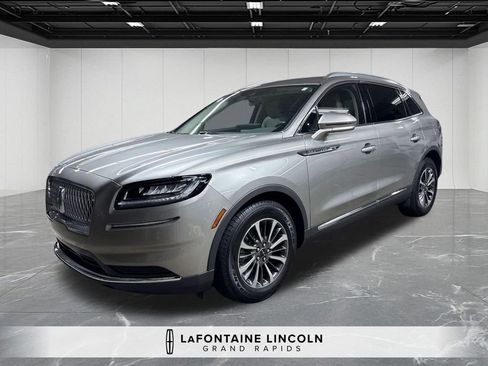 Certified 2023 Lincoln Nautilus AWD w/ Premium Package image 1