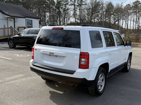 Used 2016 Jeep Patriot Sport w/ Power Value Group FWD image 8