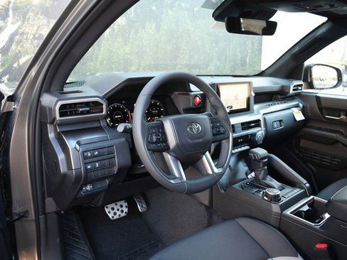 New 2025 Toyota Tacoma TRD Sport image 6