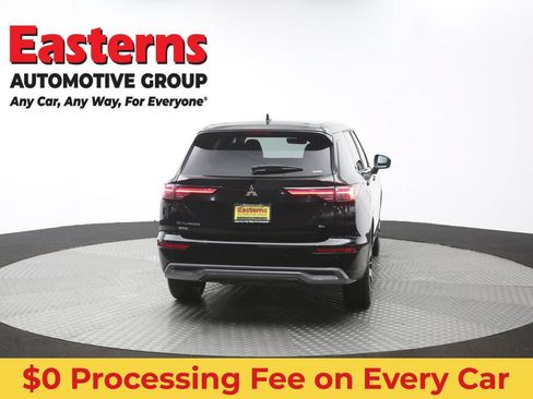 Used 2025 Mitsubishi Outlander SE AWD/4WD image 39