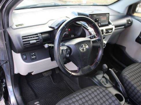 Used 2013 Scion iQ image 37