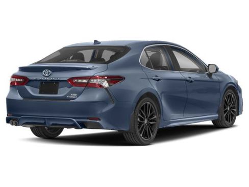 Used 2024 Toyota Camry SE w/ Cold Weather Package FWD image 2
