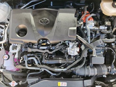 Used 2026 Toyota Camry XSE FWD image 32
