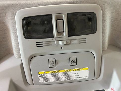 Used 2015 Subaru Forester 2.5i Premium image 30