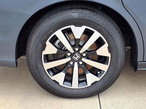Used 2026 Honda Odyssey EX-L image 26