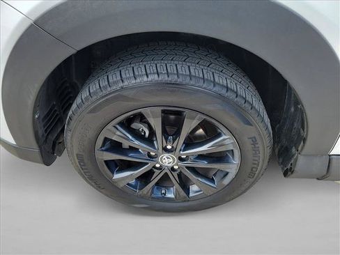 Used 2018 Toyota RAV4 Adventure AWD/4WD image 9