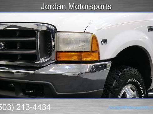 Used 2001 Ford F350 Lariat image 12