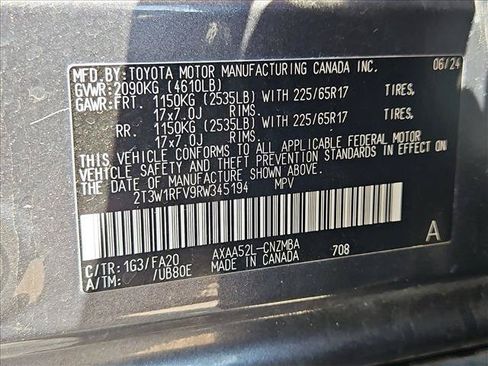 Used 2024 Toyota RAV4 XLE FWD image 17