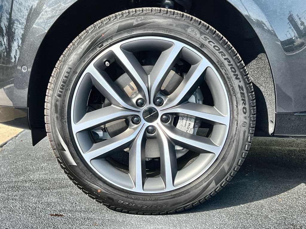 New 2026 Land Rover Range Rover SE AWD/4WD image 10