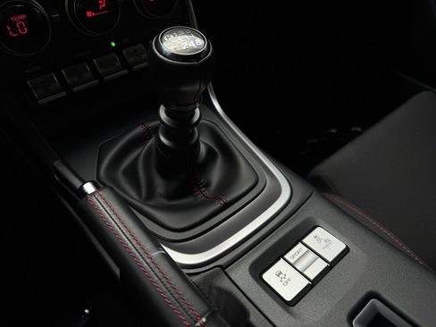 Used 2025 Subaru BRZ Premium RWD image 24
