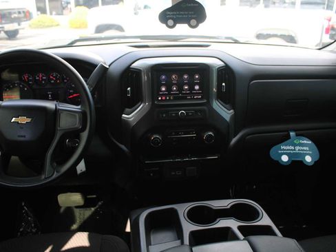 Certified 2021 Chevrolet Silverado 2500 Custom w/ Custom Value Package AWD/4WD image 11