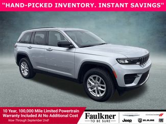 New 2025 Jeep Grand Cherokee Laredo X w/ Luxury Tech Group I video 1