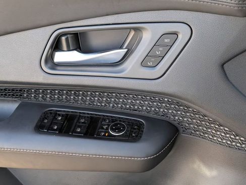 Certified 2024 Nissan Ariya AWD image 28