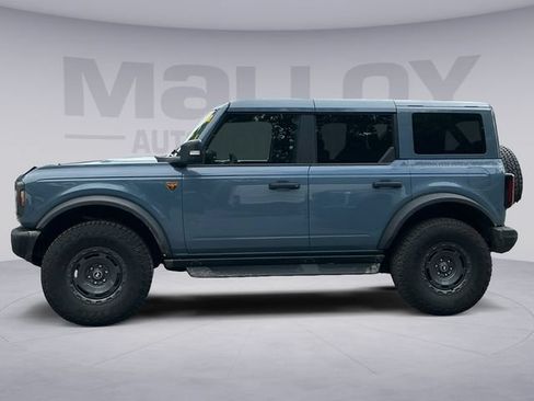 Used 2025 Ford Bronco Badlands AWD/4WD image 2