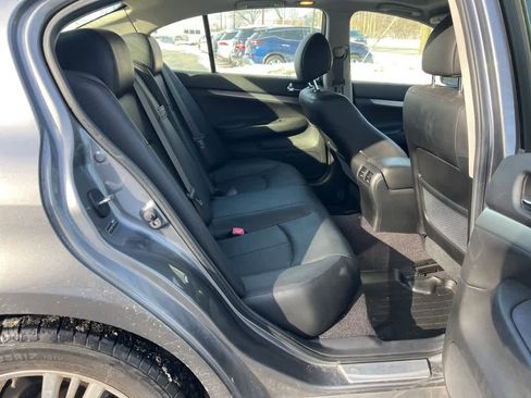 Used 2015 INFINITI Q40 AWD w/ Navigation Package image 8