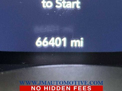 Used 2019 Jeep Wrangler Unlimited Sahara w/ Cold Weather Group image 21