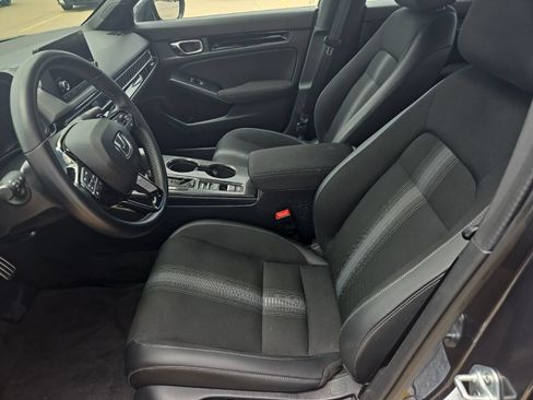 Used 2025 Honda Civic Sport image 11