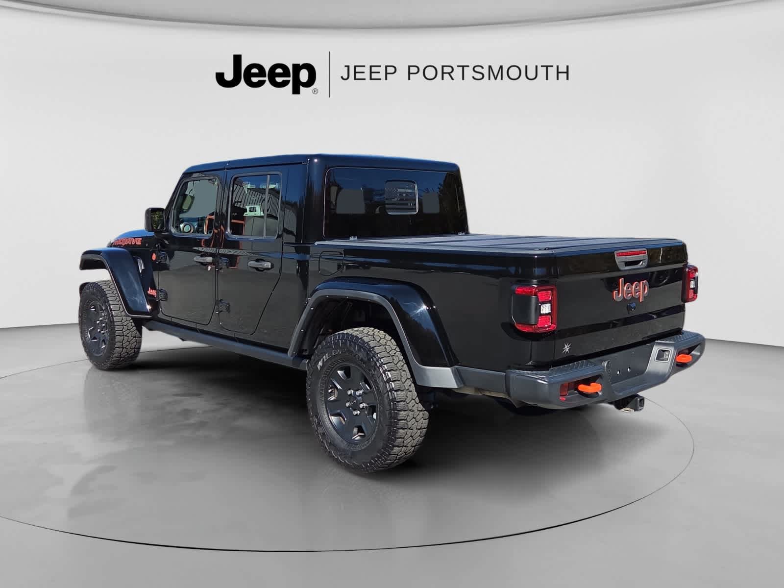 Used 2023 Jeep Gladiator Mojave w/ LED Lighting Group AWD/4WD image 5