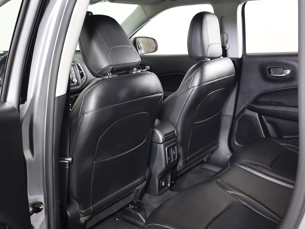 Used 2018 Jeep Compass Latitude AWD/4WD image 23
