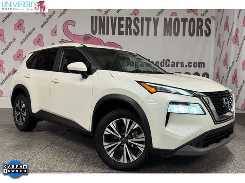 Used 2023 Nissan Rogue SV image 1