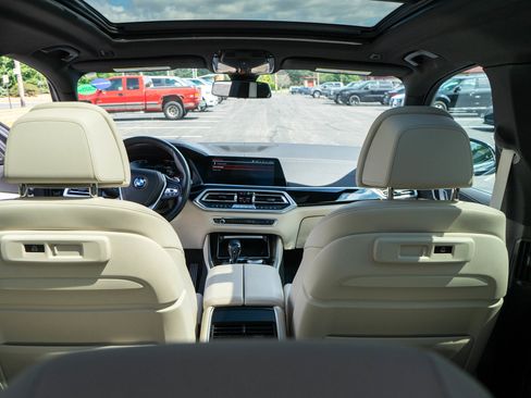 Used 2020 BMW X5 xDrive40i AWD/4WD image 15