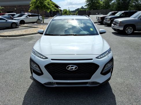 Used 2021 Hyundai Kona SEL Plus FWD image 2