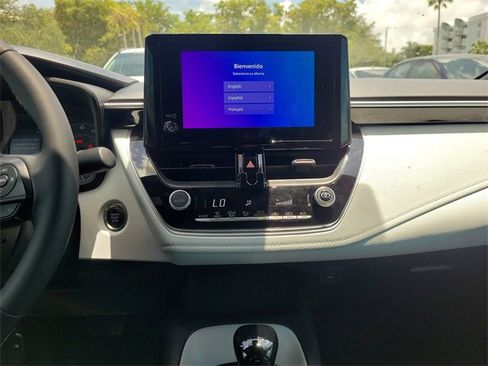 Used 2025 Toyota Corolla SE image 19