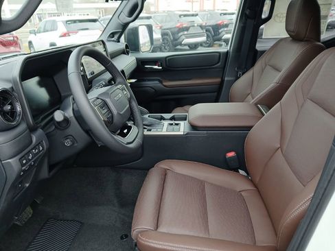 New 2026 Toyota Land Cruiser image 8