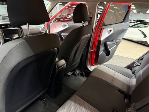Used 2022 Kia Soul LX w/ Technology Package FWD image 38