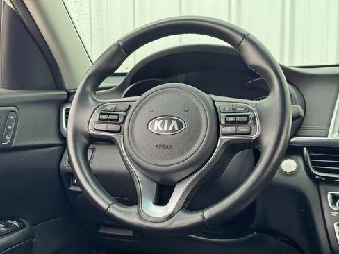 Used 2018 Kia Optima EX image 18