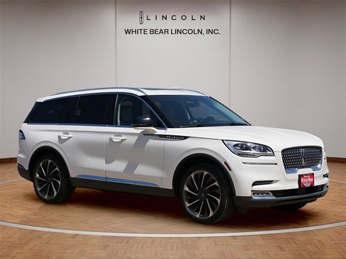 Used 2020 Lincoln Aviator Reserve w/ Equipment Group 202A image 7
