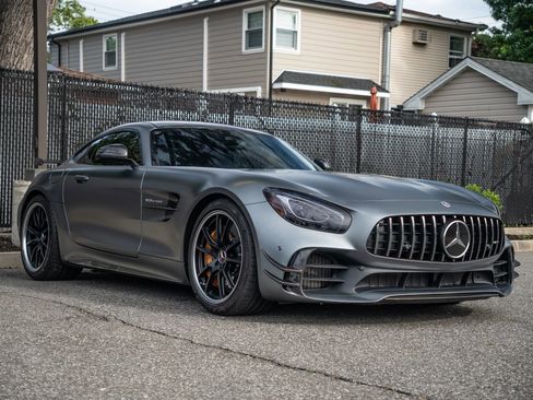 Used 2019 Mercedes-Benz AMG GT R image 2