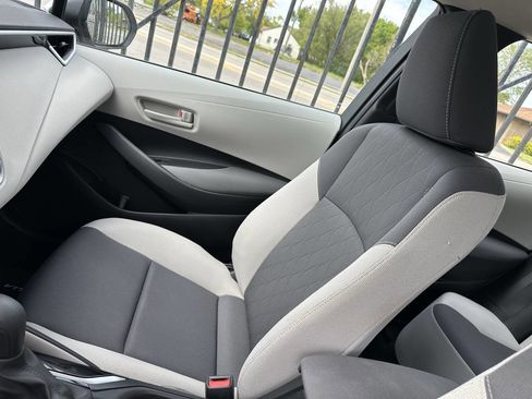 Used 2023 Toyota Corolla LE w/ Carpet Mat Package (TMS) FWD image 27