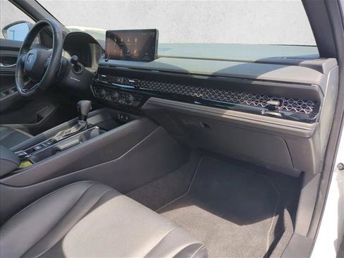 Used 2025 Honda Accord Sport image 23