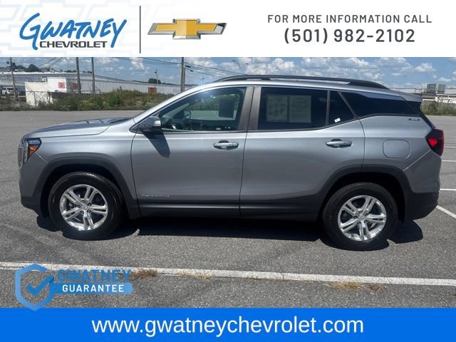 Used 2023 GMC Terrain SLE w/ Driver Convenience Package AWD/4WD image 8