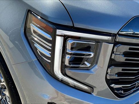 Used 2023 GMC Sierra 1500 Denali Ultimate AWD/4WD image 34