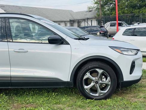 Used 2025 Ford Escape ST-Line FWD image 6