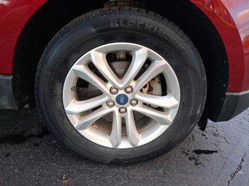 Used 2019 Ford Edge SEL w/ Equipment Group 201A image 7