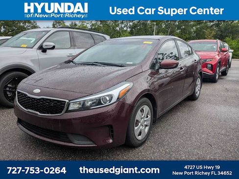 Used 2018 Kia Forte LX FWD image 1