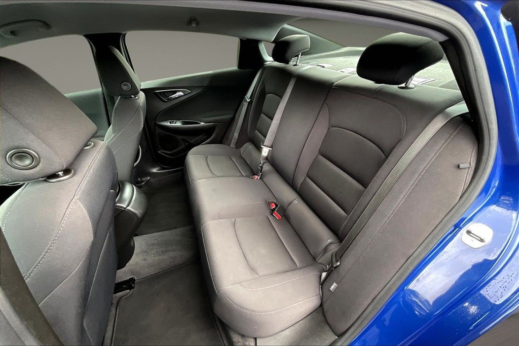 Used 2023 Chevrolet Malibu LS FWD image 25