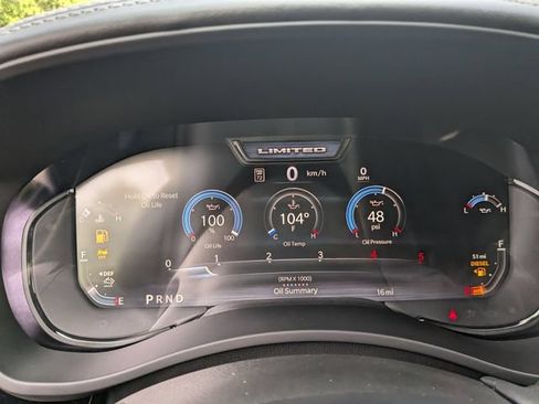 New 2025 RAM 2500 Limited AWD/4WD image 32