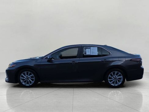 Used 2023 Toyota Camry LE FWD image 4