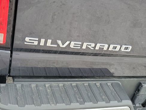 Certified 2024 Chevrolet Silverado 2500 LTZ w/ LTZ Convenience Package image 35